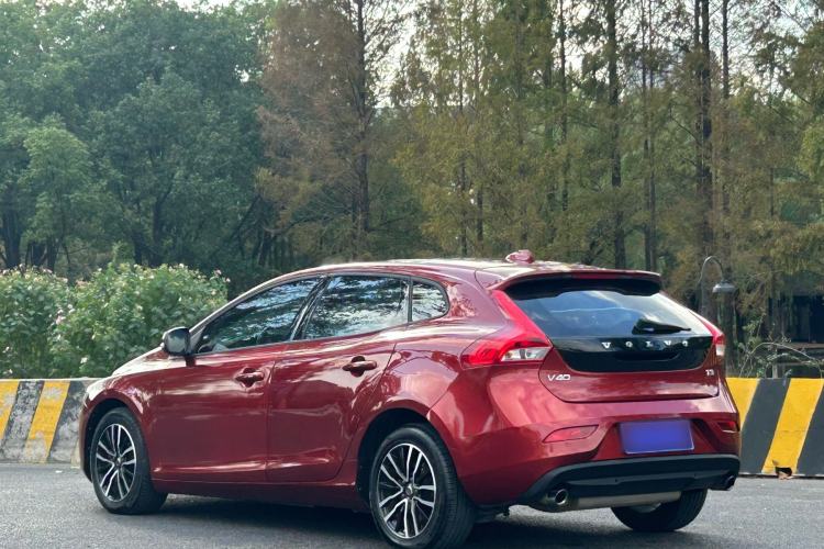 Used Volvo V40 2017 T3 Zhiyi Edition Exterior 5