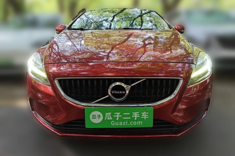 Used Volvo V40 2017 T3 Zhiyi Edition Front