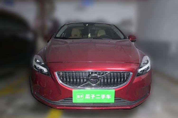 Used Volvo V40 2017 T3 Zhiyi Edition Front