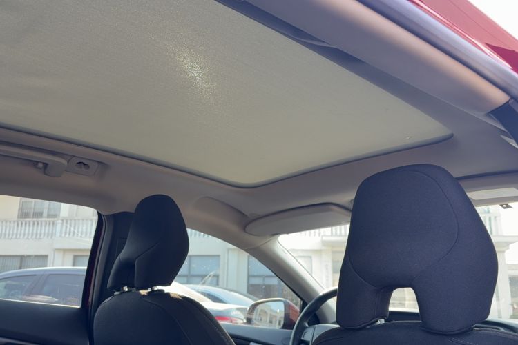 Used Volvo V40 2017 T3 Smart Edition Headliner