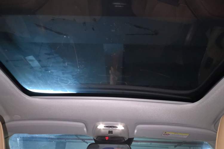 Used Volvo V40 2017 T3 Zhiyi Edition Headliner