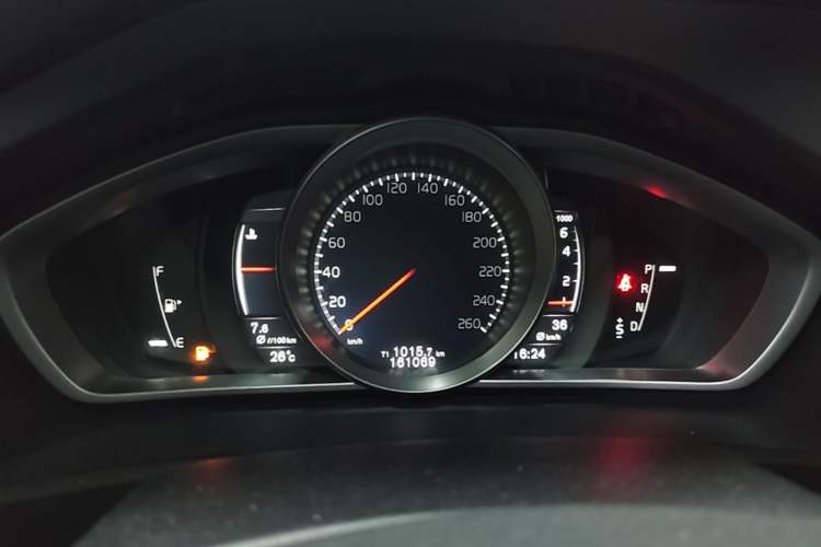 Used Volvo V40 2017 T3 Zhiyi Edition Instrument Cluster