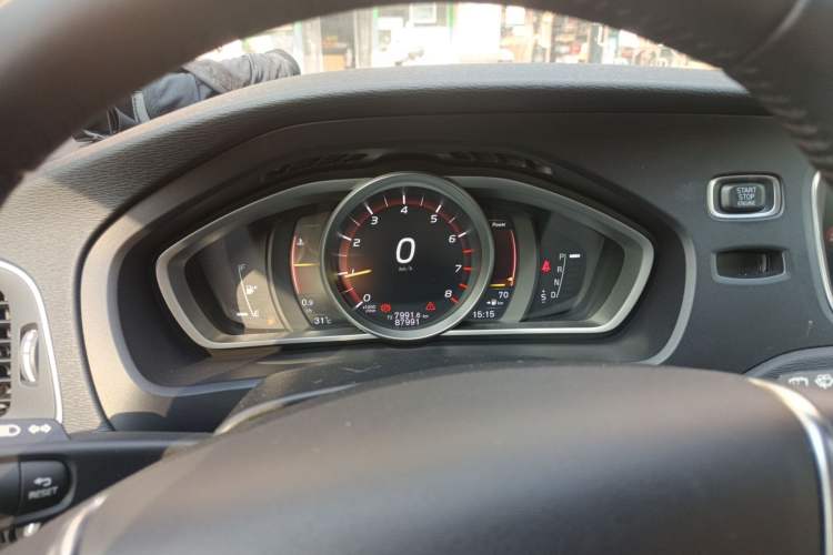 Used Volvo V40 2017 T3 Zhiya Edition Instrument Cluster
