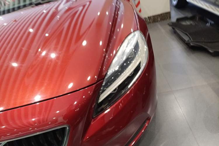 Used Volvo V40 2017 T3 Zhiyi Edition Left Front Headlight