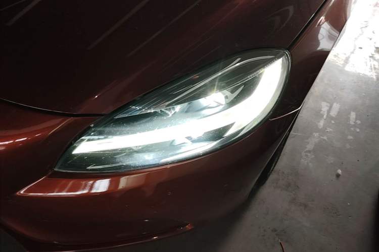 Used Volvo V40 2017 T3 Zhiyi Edition Left Front Headlight