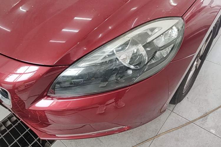 Used Volvo V40 2017 T3 Smart Edition Left Front Headlight