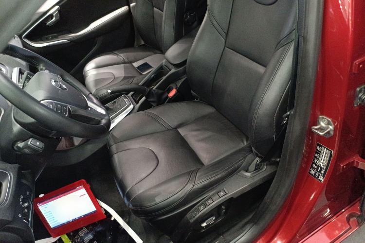 Used Volvo V40 2017 T3 Zhiyi Edition Left Front Seat