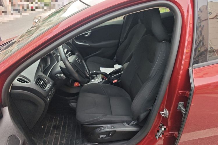 Used Volvo V40 2017 T3 Smart Edition Left Front Seat