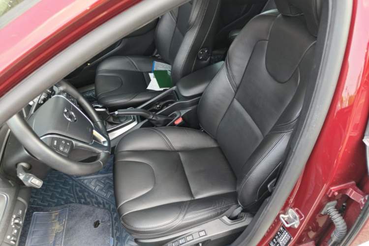 Used Volvo V40 2017 T3 Zhiyi Edition Left Front Seat