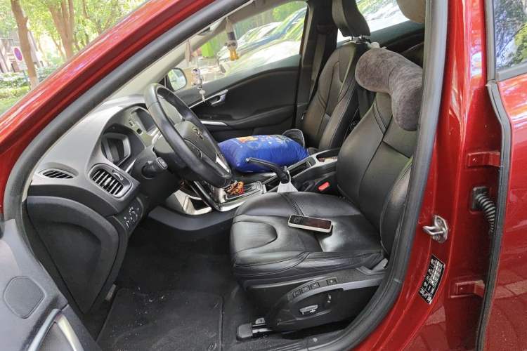 Used Volvo V40 2017 T3 Zhiyi Edition Left Front Seat