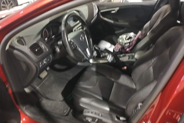 Used Volvo V40 2017 T3 Zhiyi Edition Left Front Seat