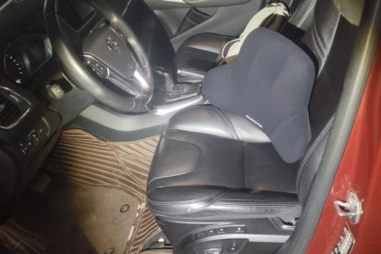 Used Volvo V40 2017 T3 Zhiyi Edition Left Front Seat