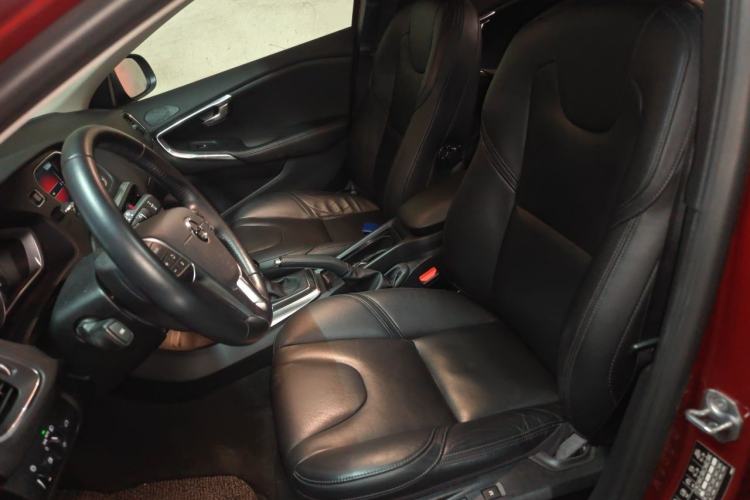 Used Volvo V40 2017 T3 Zhiyi Edition Left Front Seat