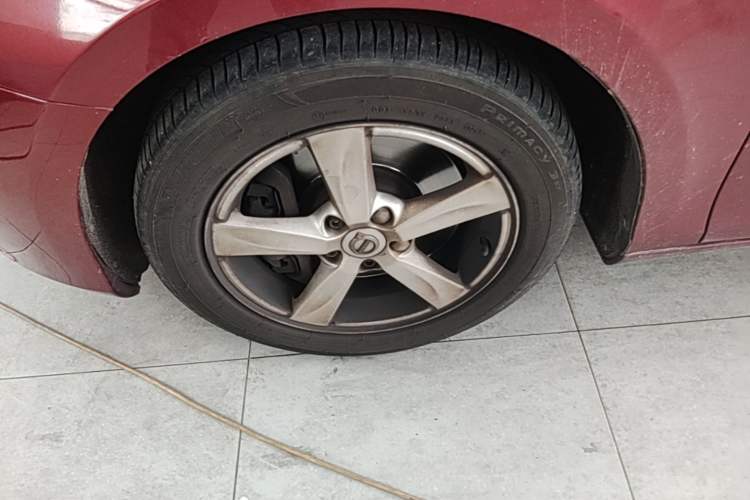 Used Volvo V40 2017 T3 Smart Edition Left Front Wheel Hub