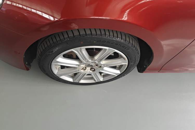 Used Volvo V40 2017 T3 Zhiya Edition Left Front Wheel Hub