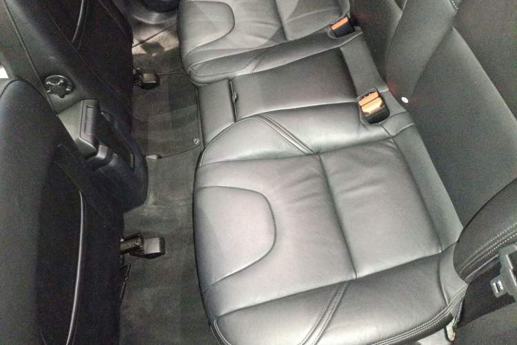 Used Volvo V40 2017 T3 Zhiyi Edition Left Rear Seat