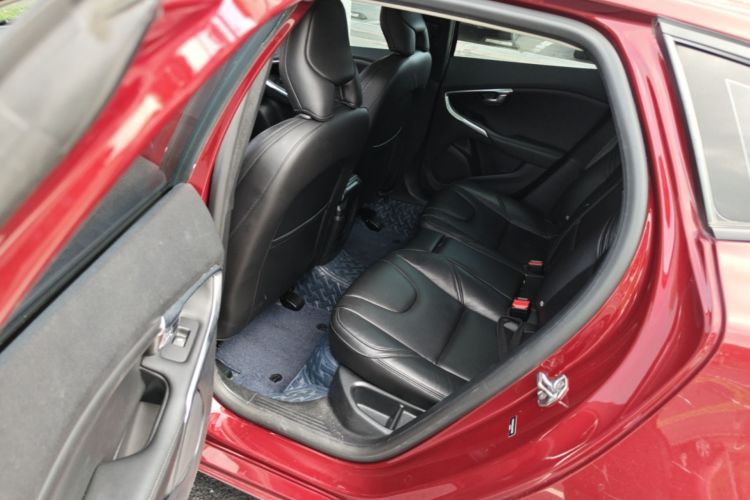 Used Volvo V40 2017 T3 Zhiyi Edition Left Rear Seat