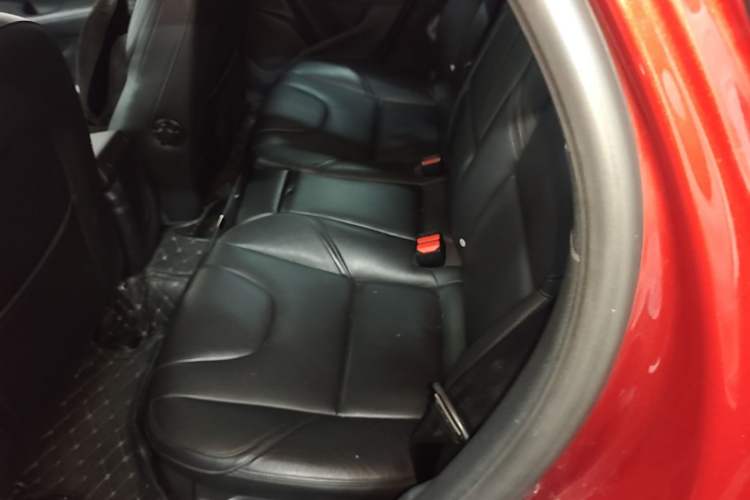 Used Volvo V40 2017 T3 Zhiyi Edition Left Rear Seat