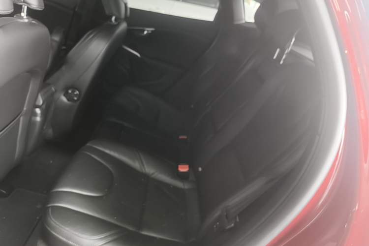 Used Volvo V40 2017 T3 Zhiyi Edition Left Rear Seat