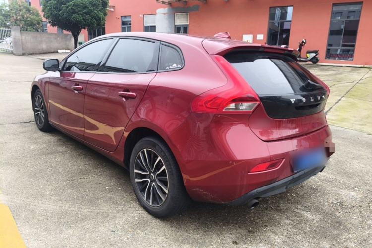 Used Volvo V40 2017 T3 Zhiyi Edition Rear Left 45 Deg