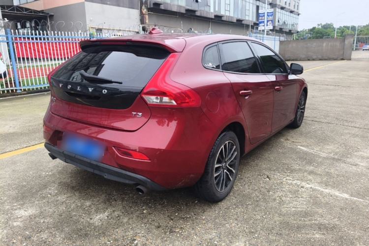 Used Volvo V40 2017 T3 Zhiyi Edition Rear Right 45 Deg