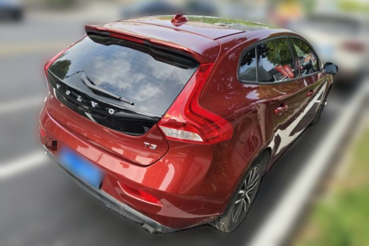 Used Volvo V40 2017 T3 Zhiyi Edition Rear Right 45 Deg