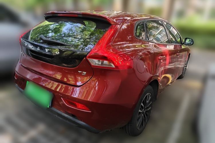 Used Volvo V40 2017 T3 Zhiyi Edition Rear Right 45 Deg
