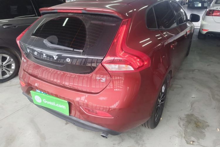 Used Volvo V40 2017 T3 Zhiyi Edition Rear