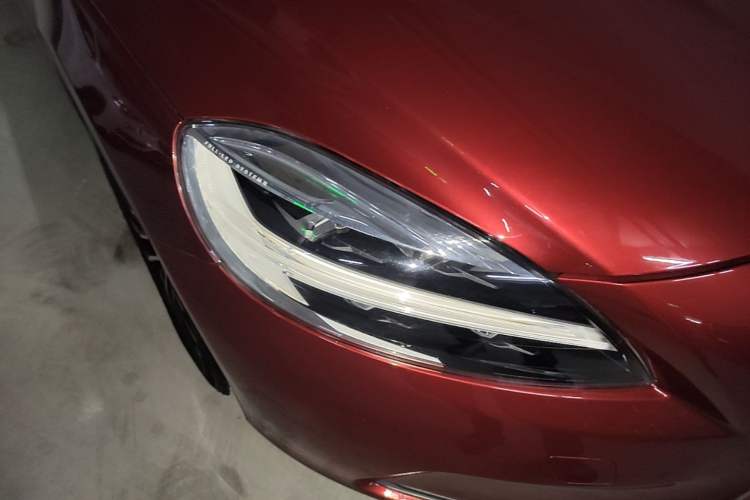 Used Volvo V40 2017 T3 Zhiyi Edition Right Front Headlight