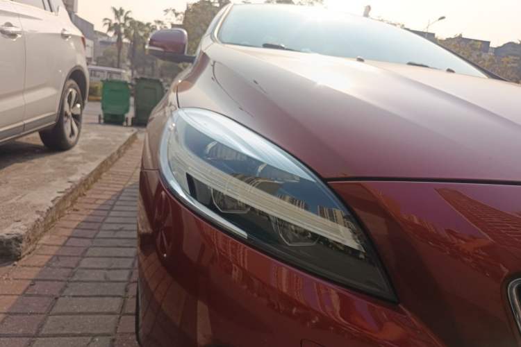 Used Volvo V40 2017 T3 Zhiya Edition Right Front Headlight