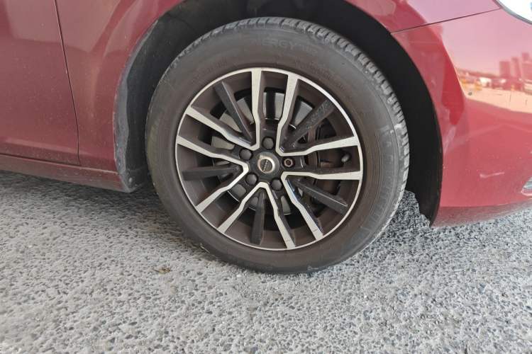 Used Volvo V40 2017 T3 Zhiyi Edition Right Front Wheel Hub