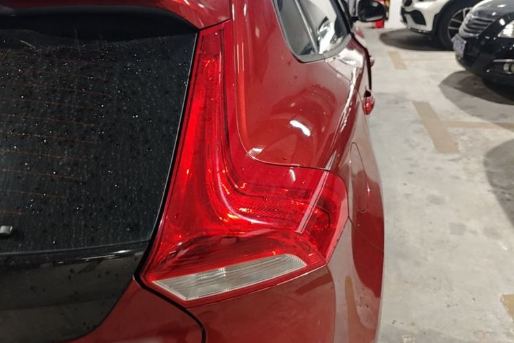 Used Volvo V40 2017 T3 Zhiyi Edition Right Rear Taillight