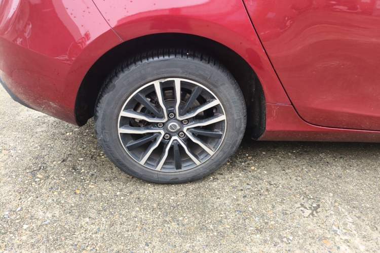 Used Volvo V40 2017 T3 Zhiyi Edition Right Rear Wheel Hub