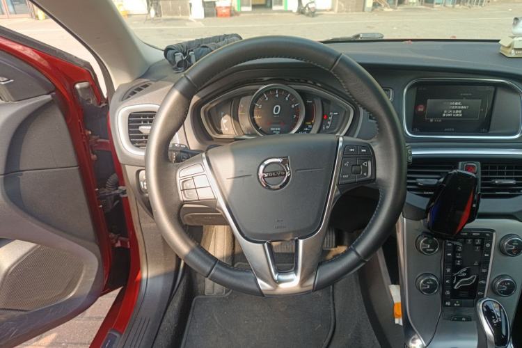 Used Volvo V40 2017 T3 Zhiya Edition Steering Wheel