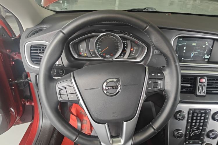 Used Volvo V40 2017 T3 Zhiya Edition Steering Wheel