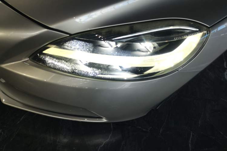 Used Volvo V40 2017 T3 Zhiyi Edition Left Front Headlight
