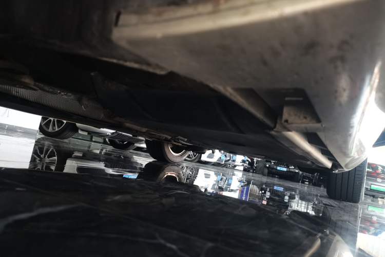 Used Volvo V40 2017 T3 Zhiyi Edition Left Side Sill