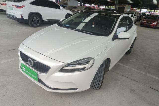Volvo V40 2017 T3 Zhiyi Edition usado