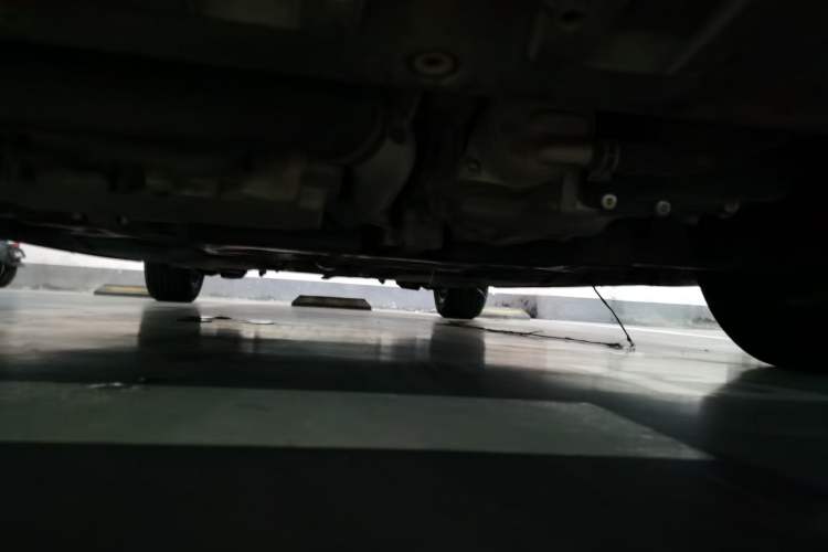 Used Volvo V40 2017 T3 Zhiyi Edition Chassis Front