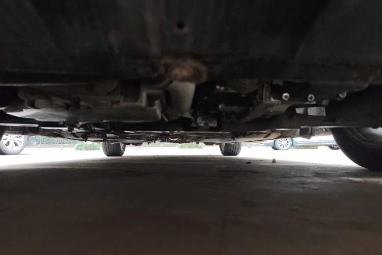 Used Volvo V40 2017 T3 Smart Edition Chassis Front