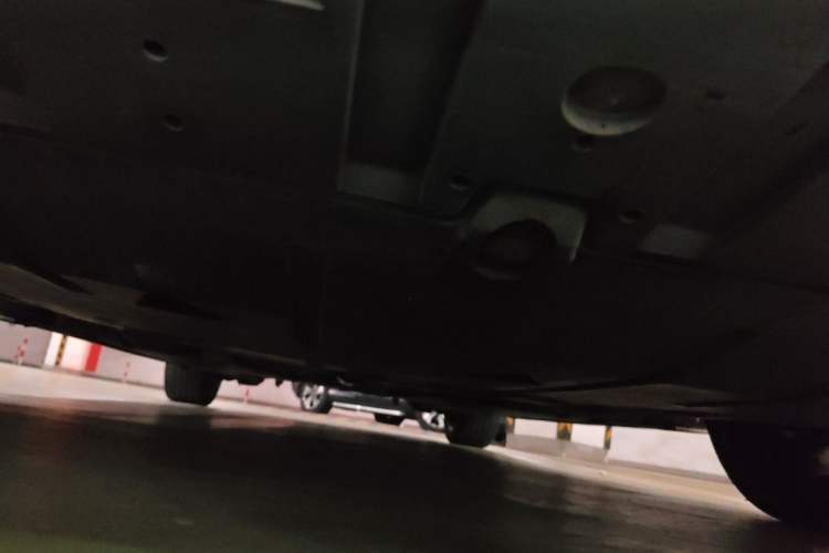 Used Volvo V40 2017 T3 Zhiya Edition Chassis Front