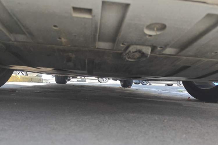 Used Volvo V40 2017 T3 Zhiya Edition Chassis Front