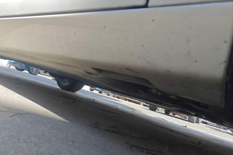 Used Volvo V40 2017 T3 Zhiya Edition Chassis Front Right