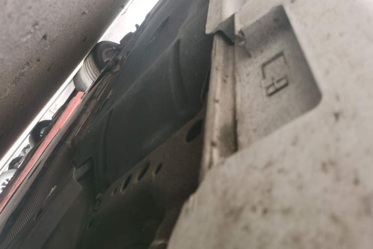 Used Volvo V40 2017 T3 Zhiyi Edition Chassis Front Right