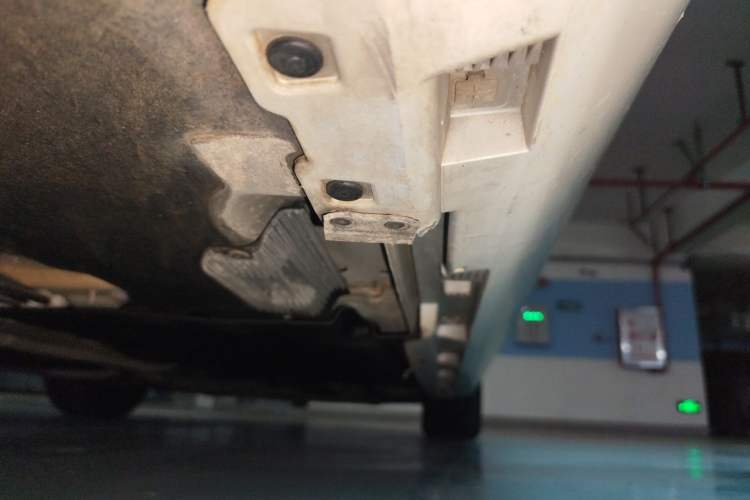 Used Volvo V40 2017 T3 Zhiyi Edition Chassis Rear Right