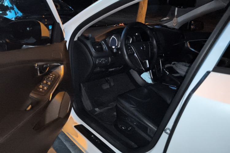 Used Volvo V40 2017 T3 Zhiyi Edition Driver Seat
