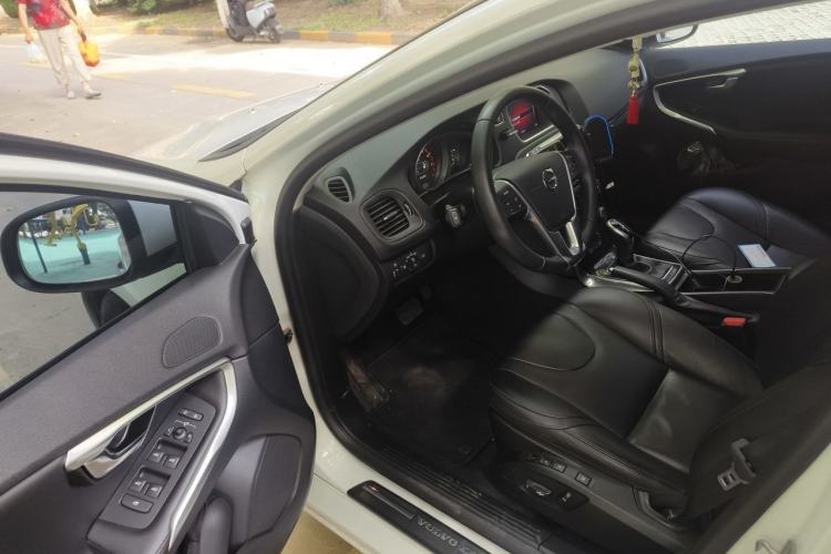 Used Volvo V40 2017 T3 Zhiyi Edition Driver Seat