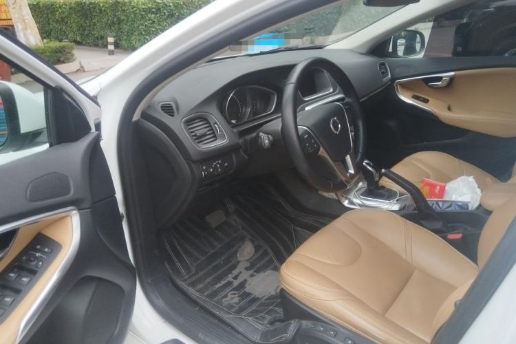 Used Volvo V40 2017 T3 Zhiya Edition Driver Seat