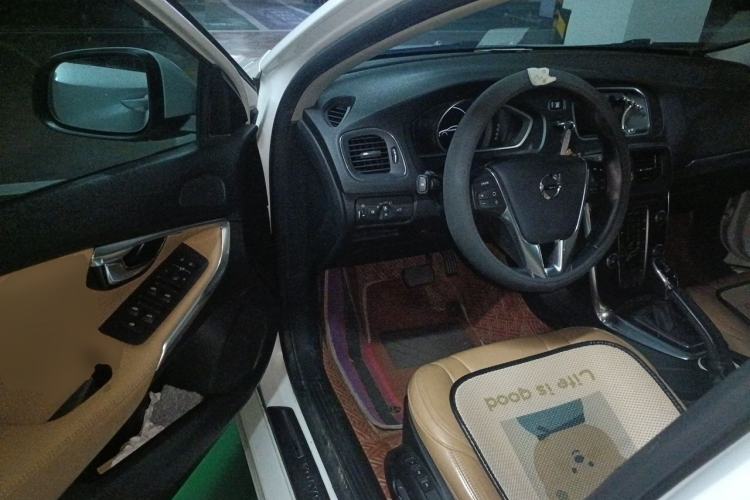 Used Volvo V40 2017 T3 Zhiyi Edition Driver Seat