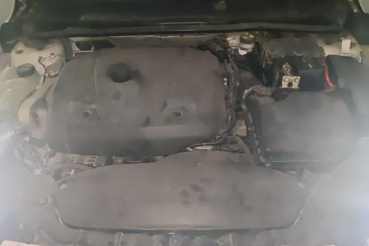 Used Volvo V40 2017 T3 Zhiyi Edition Engine Bay